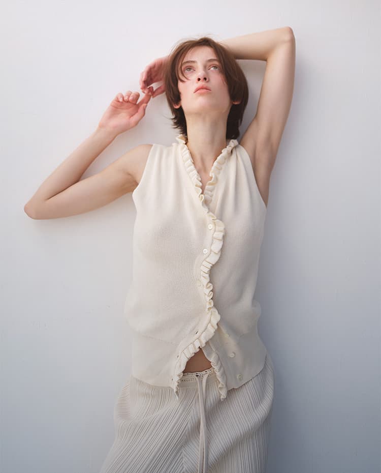 mila schön by chika kisada