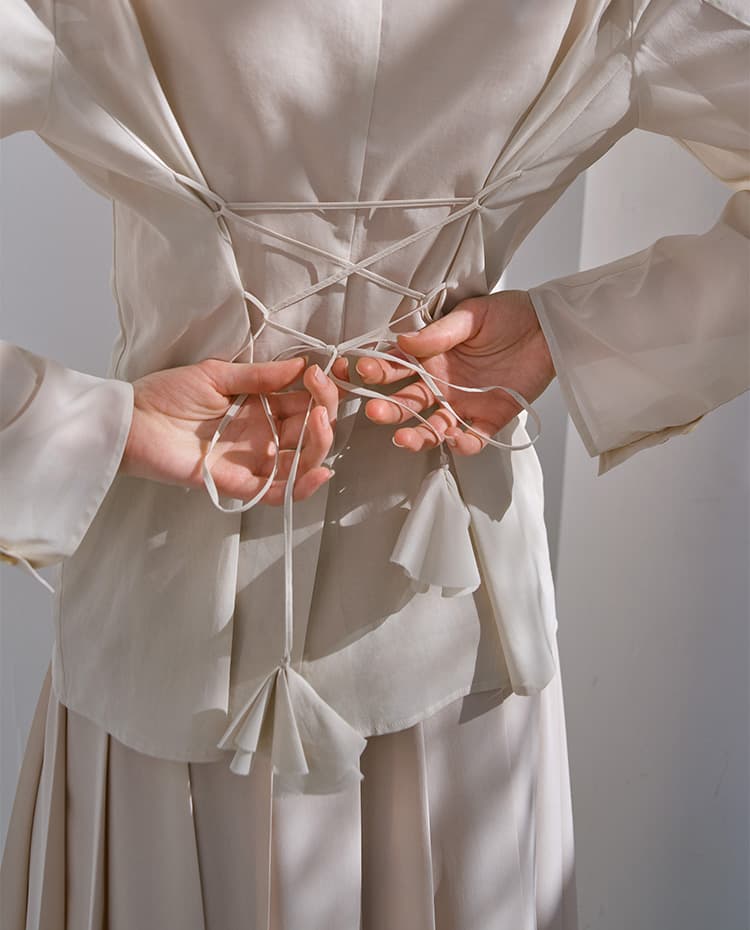 mila schön by chika kisada